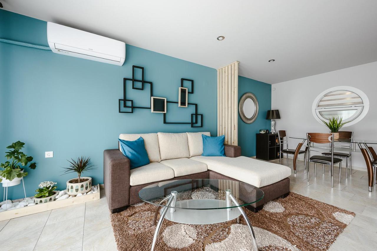 Le Petit Jardin Apartment Волос Екстериор снимка