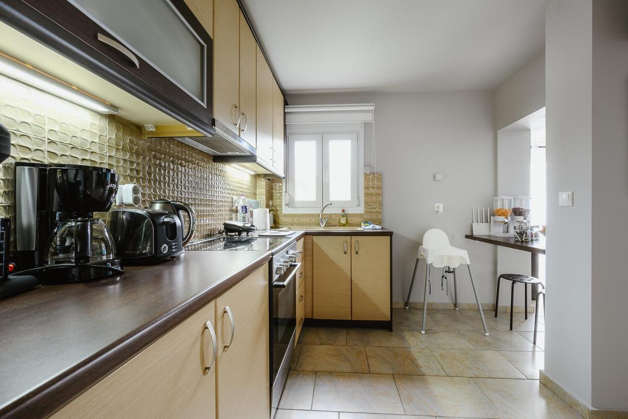 Le Petit Jardin Apartment Волос Екстериор снимка