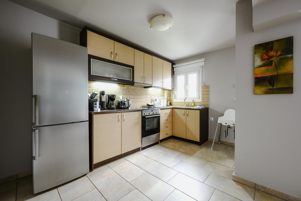 Le Petit Jardin Apartment Волос Екстериор снимка