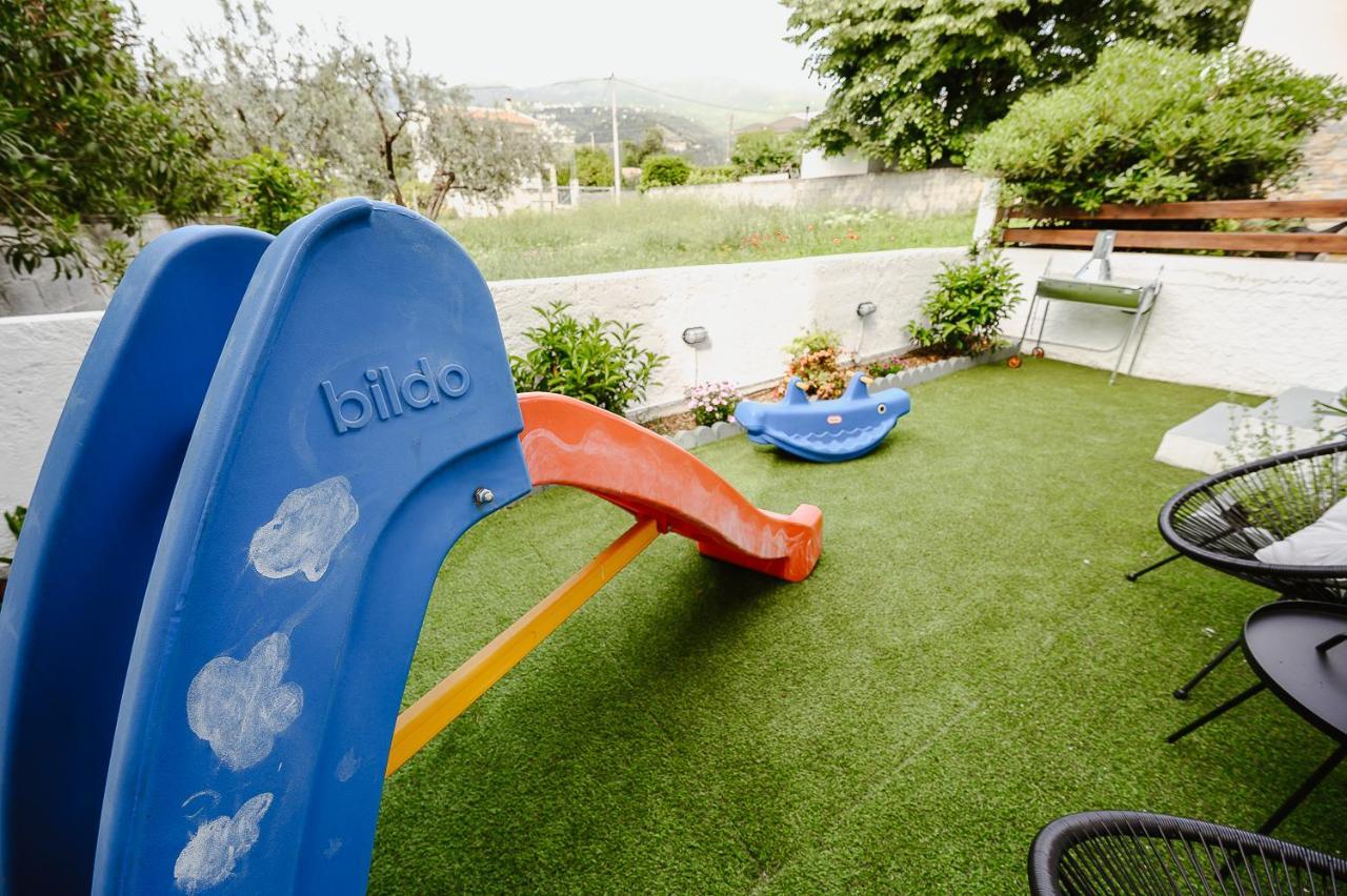 Le Petit Jardin Apartment Волос Екстериор снимка
